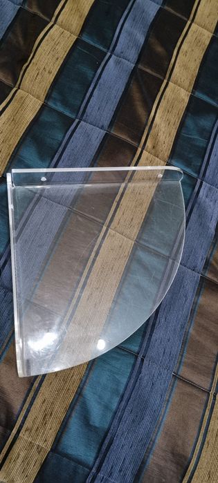 Prateleiras em acrílico cristal