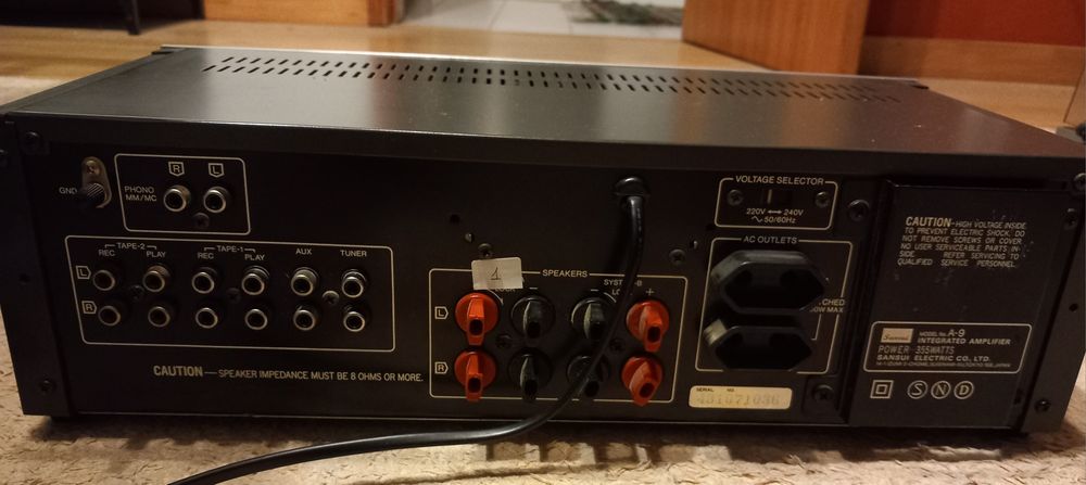 Amplificador Sansui A9
