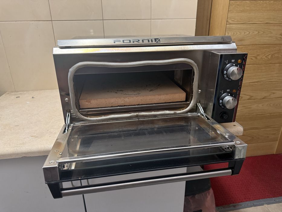 Piec do pizzy Effeuno P134H