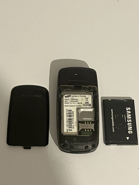 Samsung SGH-C300 – uszkodzony / na części / dla kolekcjonera