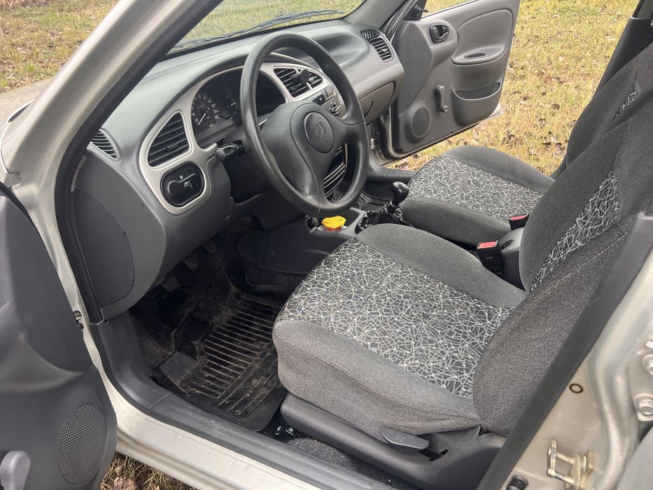 ЗАЗ Сенс 2010р 1800$