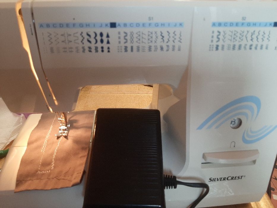 Máquina de costura, SILVER CREST,  bom estado, usada poucos vezes