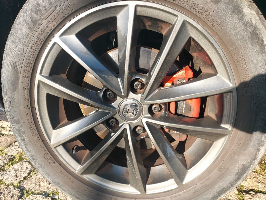 Renault Megane Sport Tourer 1.5 dCi 2018 (Distribuição e Bronzes Novos) - 9.400€