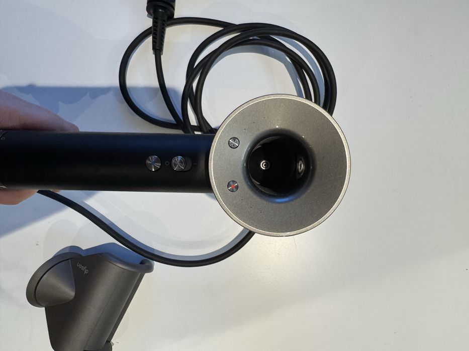 Suszarka dyson + końcówka