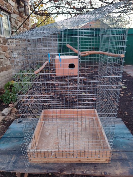 Клетка для попугаев