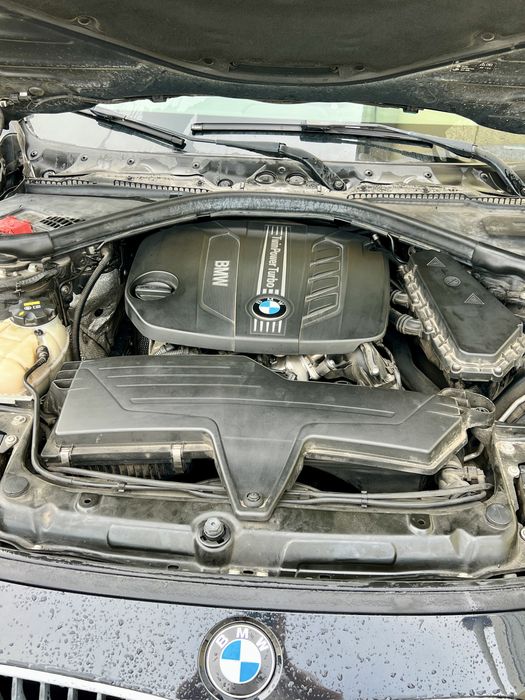 BMW 318 d Sport Touring (13.900€)