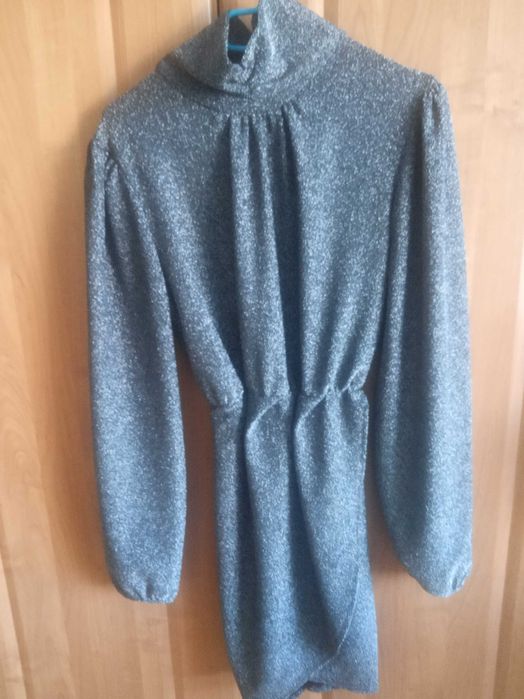 Śliczna błyszcząca sukienka rozm m/l