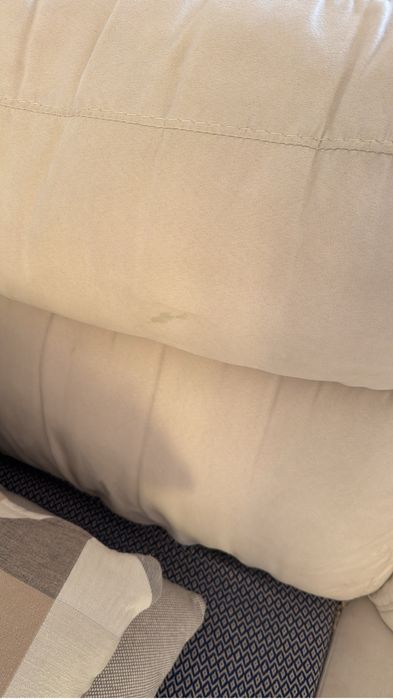 Sofá chateaux 260x 210, branco com tecido agradavel para calor e frio