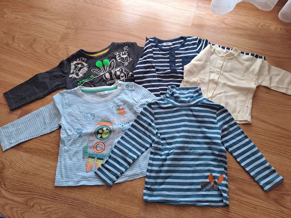 Zestaw ubrań chłopięcych 74