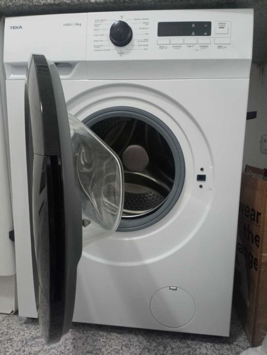 Máquina de lavar roupa como nova – 6 meses de uso