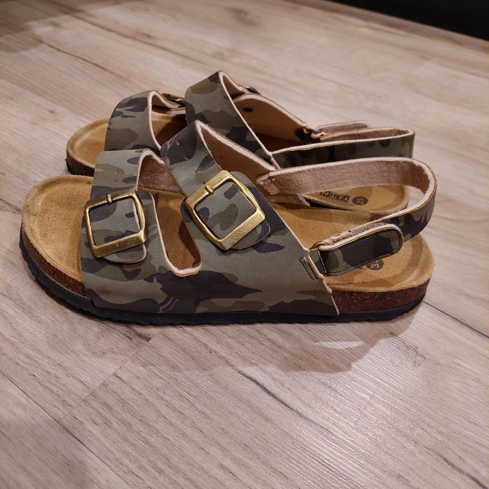 Sandały moro rozm. 35