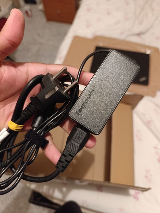 Lenovo thinkpad T470s , 20 GB RAM  , 256 GB SSD