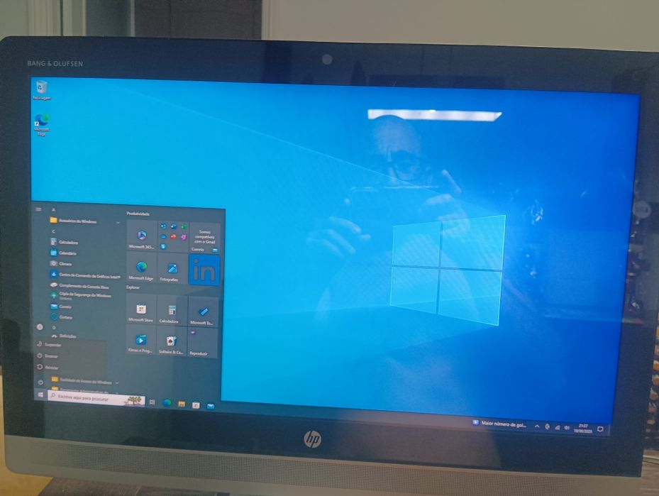 HP EliteOne 800 G2 de 23 polegadas   Touch All-in-One PC. (Como novo)
