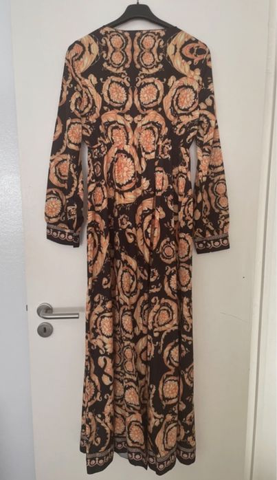 Vestido padrao estilo versace