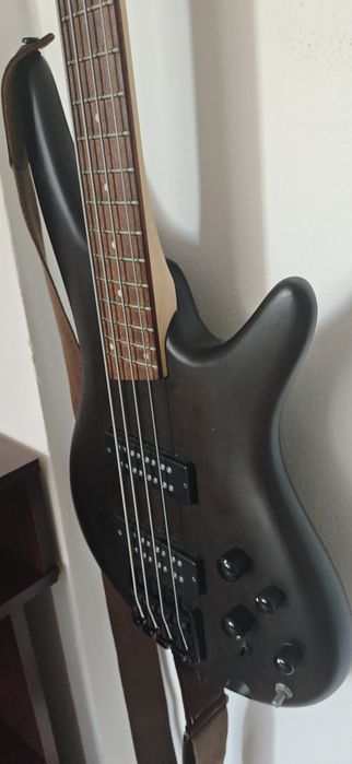 Бас гітара Ibanez  SR300EB