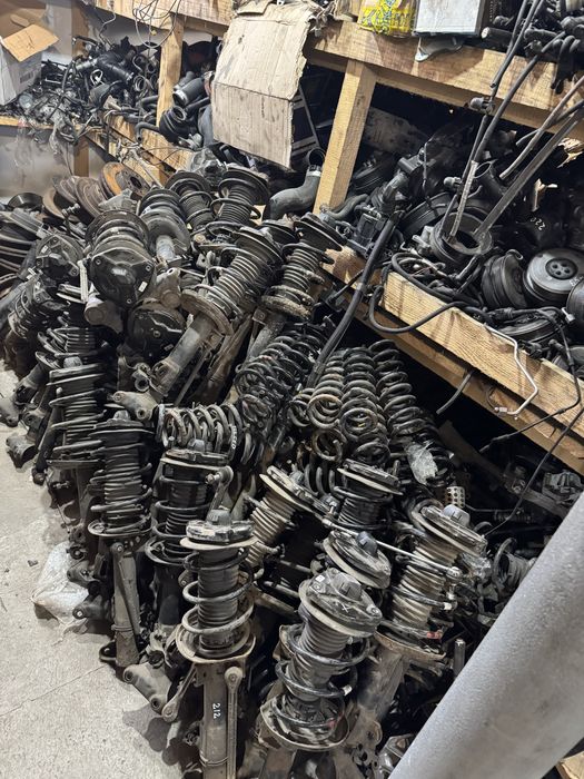 Амортизатор стойка пружина mercedes w204 w212 c e передні задні