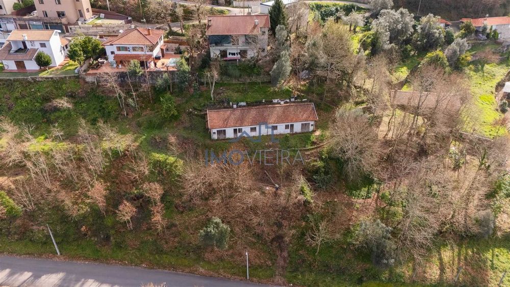 Moradia T4 à venda em Caniçada e Soengas, Vieira do Minho — foto 2