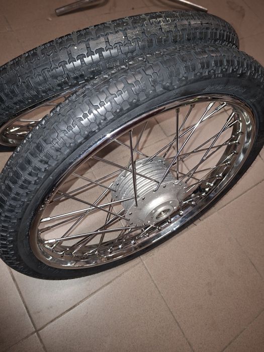Odrestaurowane wycentrowane kola r17"romet ogar 200,205
