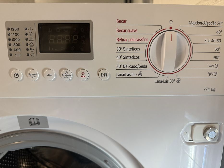 Máquina de Lavar e Secar Roupa Bosch Serie 4 Encastrável – Nova, Nunca Utilizada
