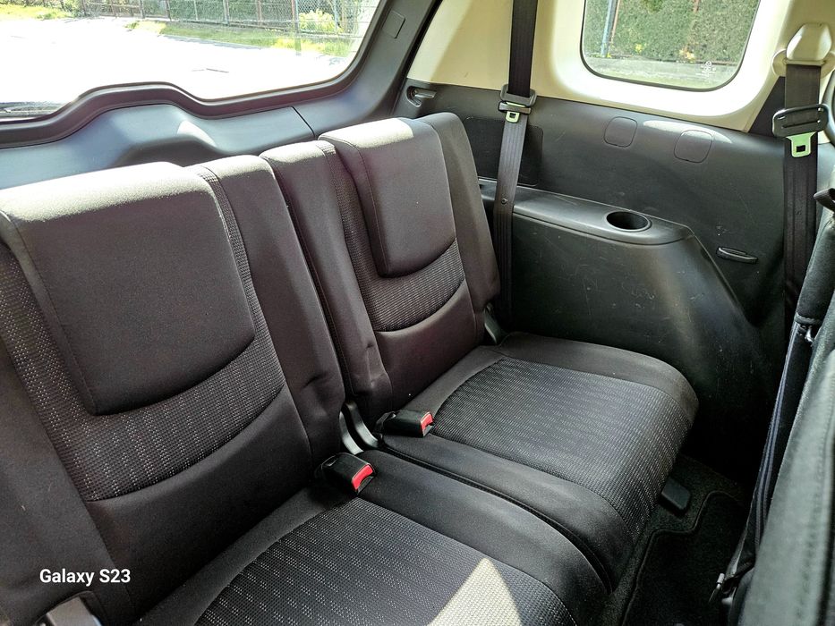 Mazda 5 . 1.8benzyna. 7 osób. Zero korozji