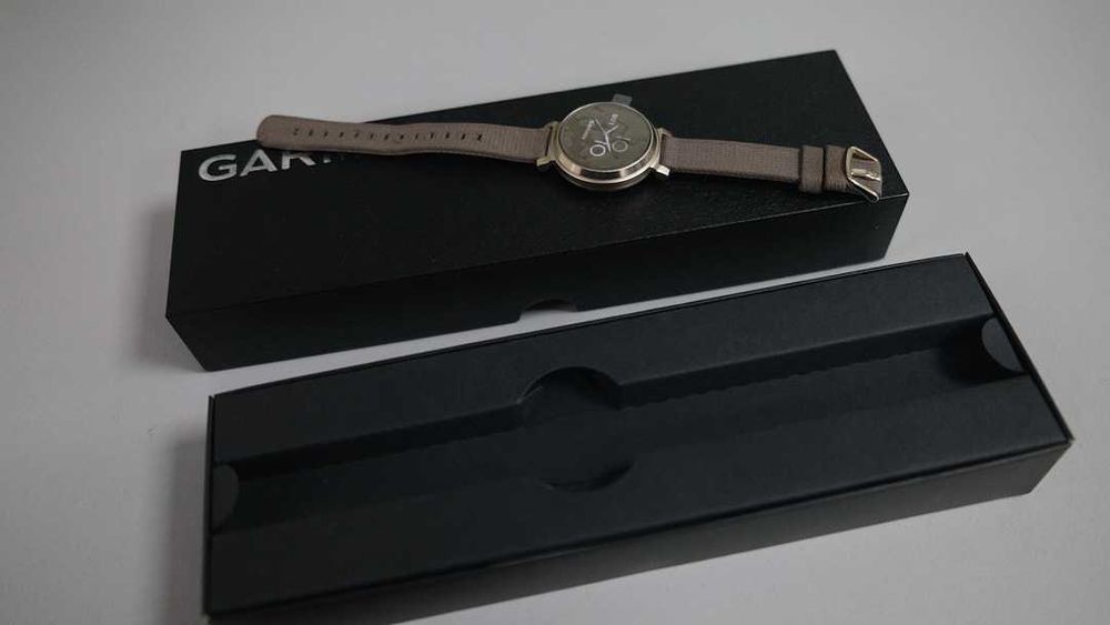Garmin Lily 2 classic Супер стан коробка