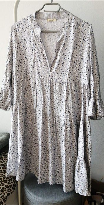 Sukienka szara stokrotka