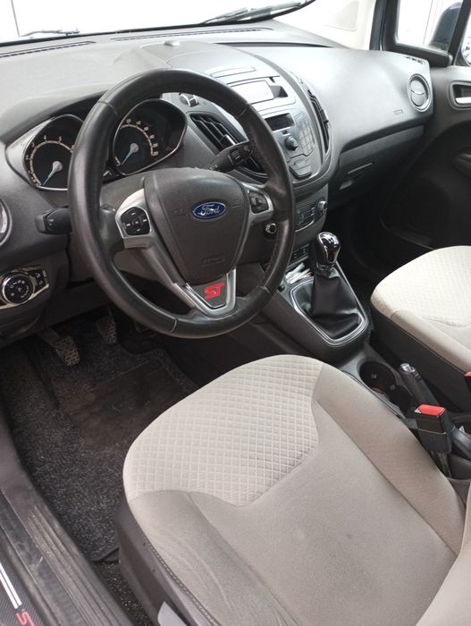 Ford Courier como nova