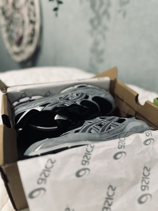 Asics Gel NYC Preto e Cinza