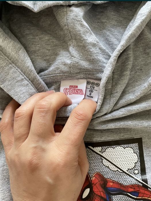 Bluza chłopięca z kapturem Spiderman rozm. 122/128