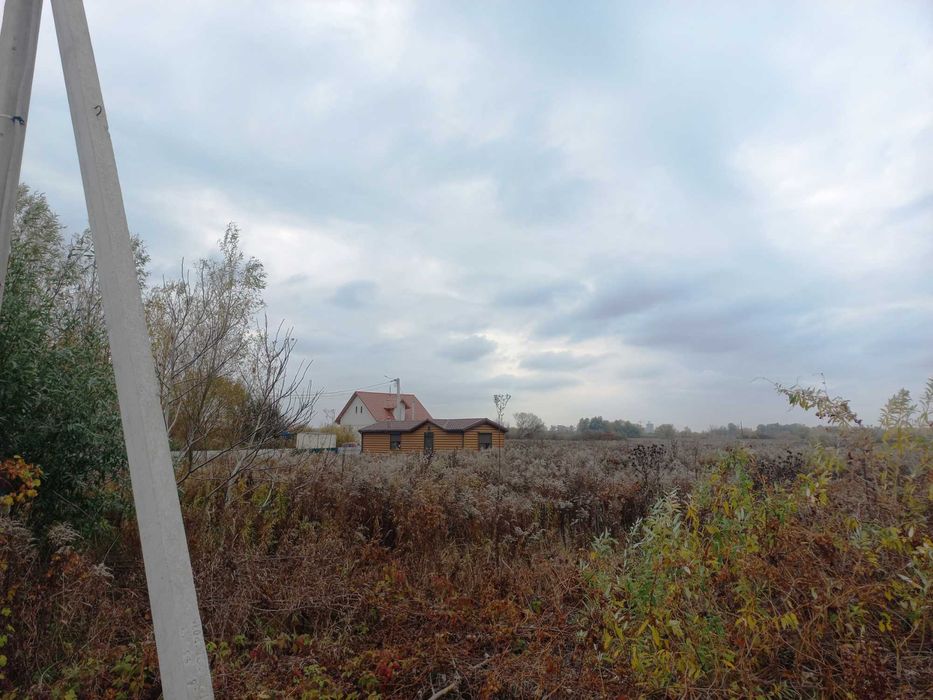 Красилівка, 15 соток під забудову з комунікаціями