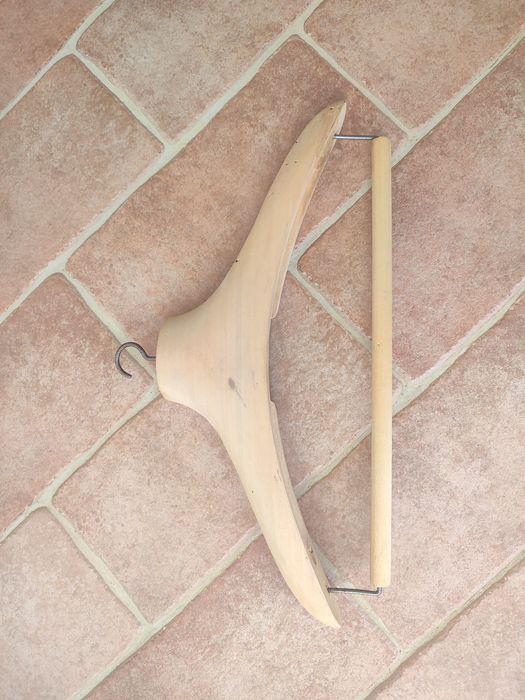 Cabide/ cruzeta em madeira