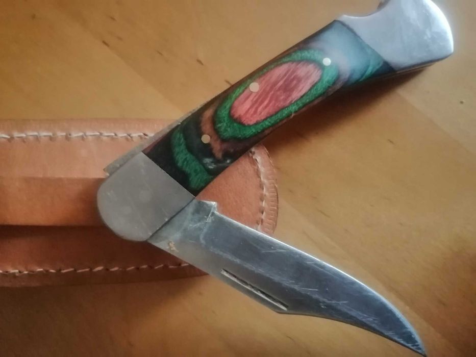 Nóż myśliwski skladany