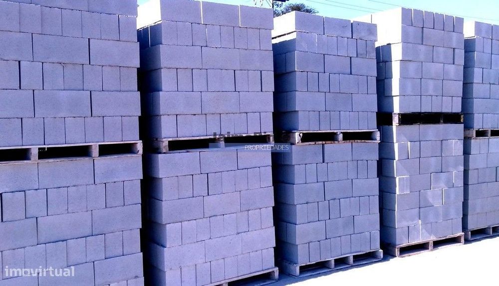 Fábrica de Artefactos de Betão para Construção Civil. Portugal, Lei...