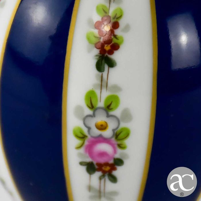 Par de Jarras porcelana Vista Alegre, Clube dos Coleccionadores