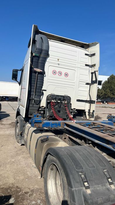 Volvo FH13 2008р кап ремонт двигателя