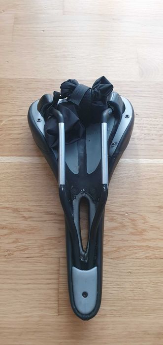 Siodło trekkingowe rowerowe XLC Globetrotter SA-G01