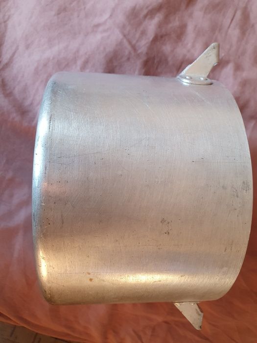 Посуд  алюмінієвий ,каструлі,миски