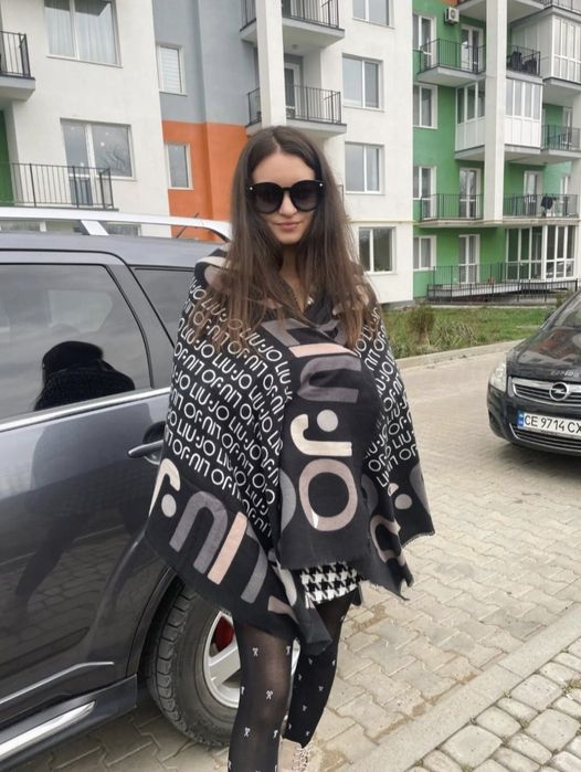 Szal Liu Jo  nowy  z metkami