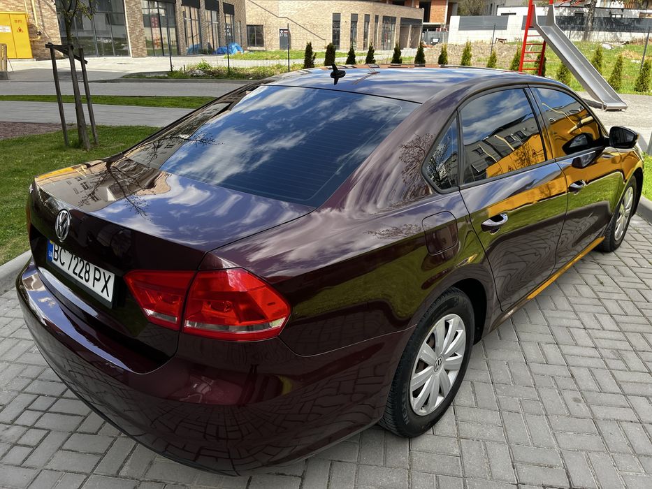 Volkswagen Passat B7 2013 2.5 газ/бенз