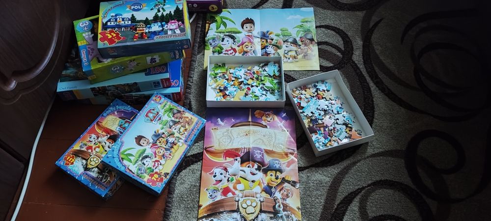 Продам пазли (одним лотом)б/у 15 шт.