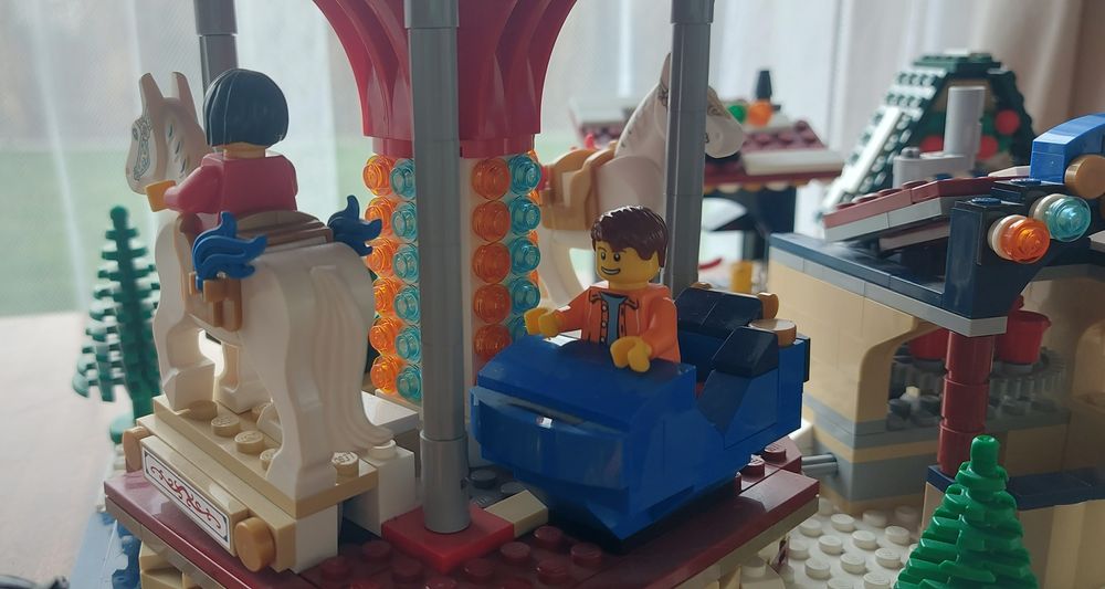 Lego Świąteczne 10235