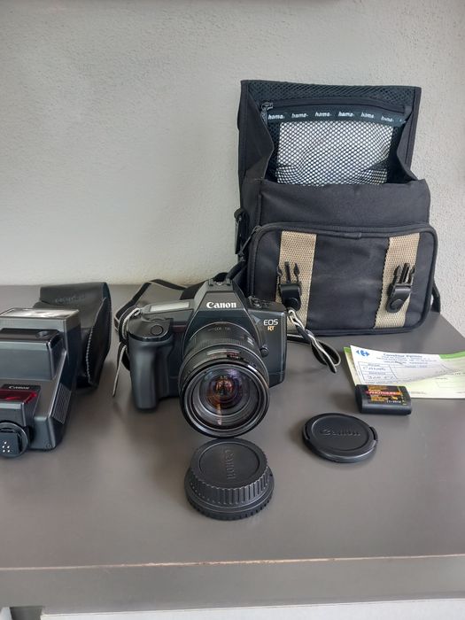 Canon EOS RT + Objetiva EF 35–105mm + Flash Canon 300EZ