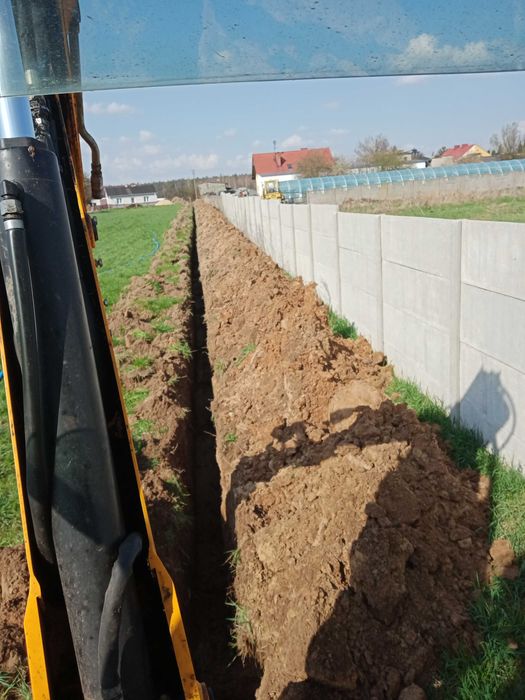 Usługi koparko ładowarka koparka wywrotka piach piasek rozbiórki Ujazd