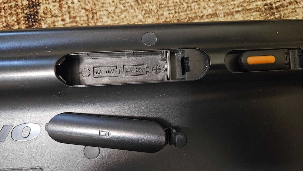 Клавиатура беспроводная Bluetooth Lenovo LXH-JME8002B