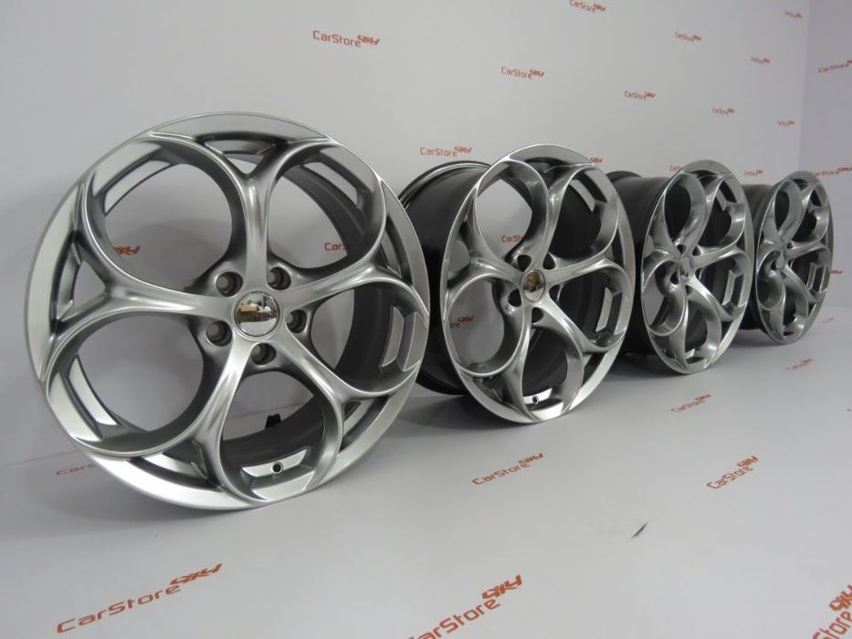 Jantes Look Alfa Romeo Giulia Quadrifoglio 18 x 8 et33 5x110 Hyperblac
