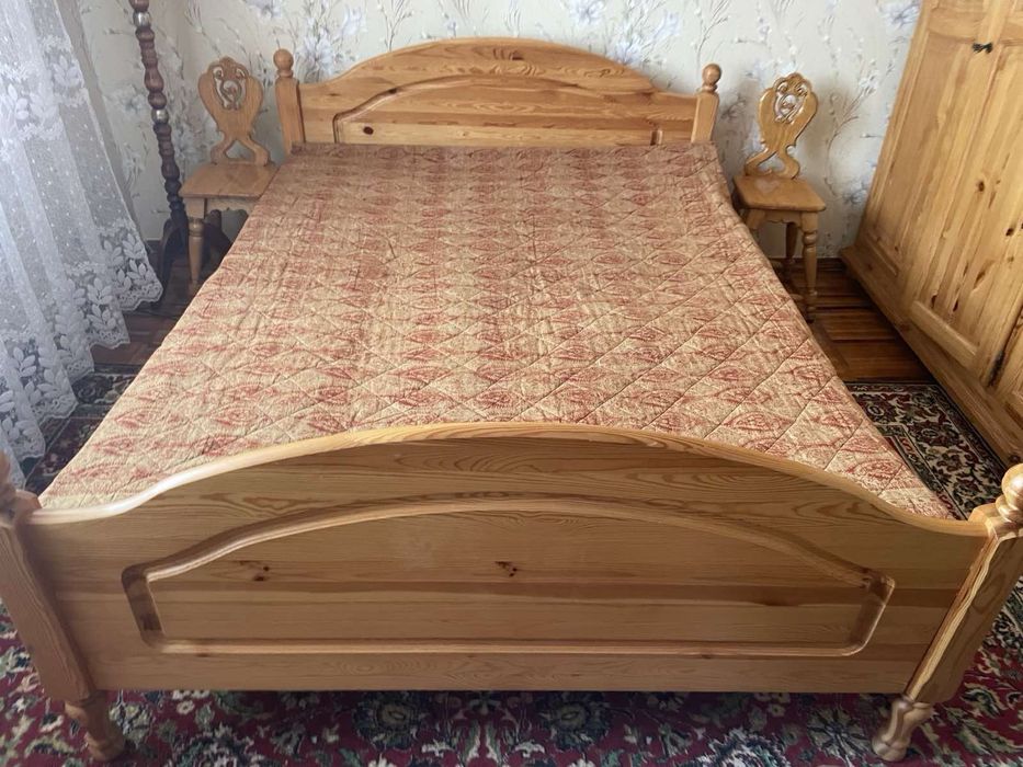 Продам б/у шкаф, комод  кровать