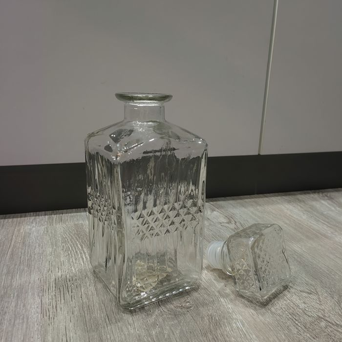 Karafka do whisky 1 l