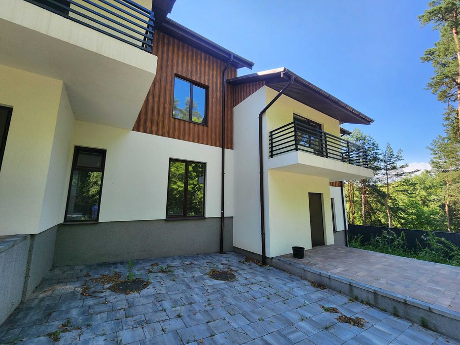 Від забудовника. Продам будинок 130 м2 біля лісу. Телефонуйте.
