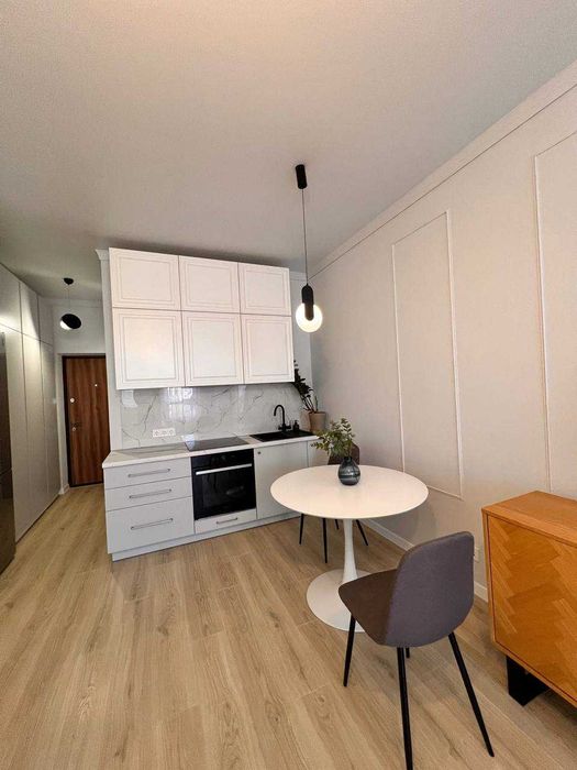 Продам 1-кімнатну квартиру 36 м2 з якісним ремонтом в ЖК "Золоті стовпи" на Слобідці