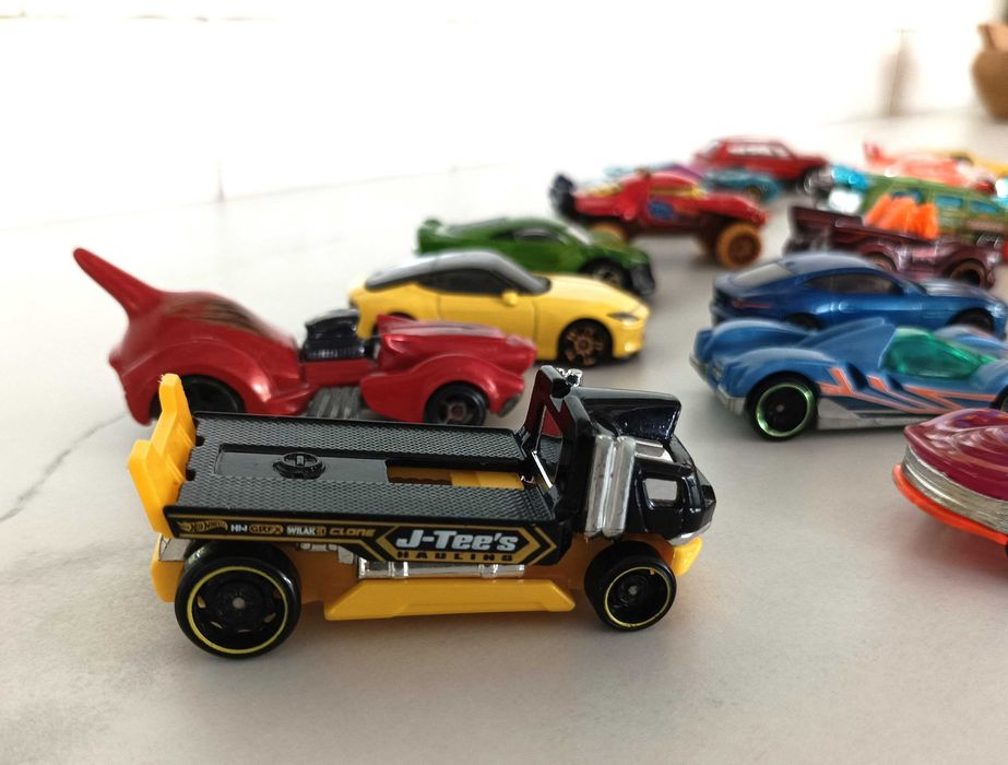 Hot wheels 21 szt